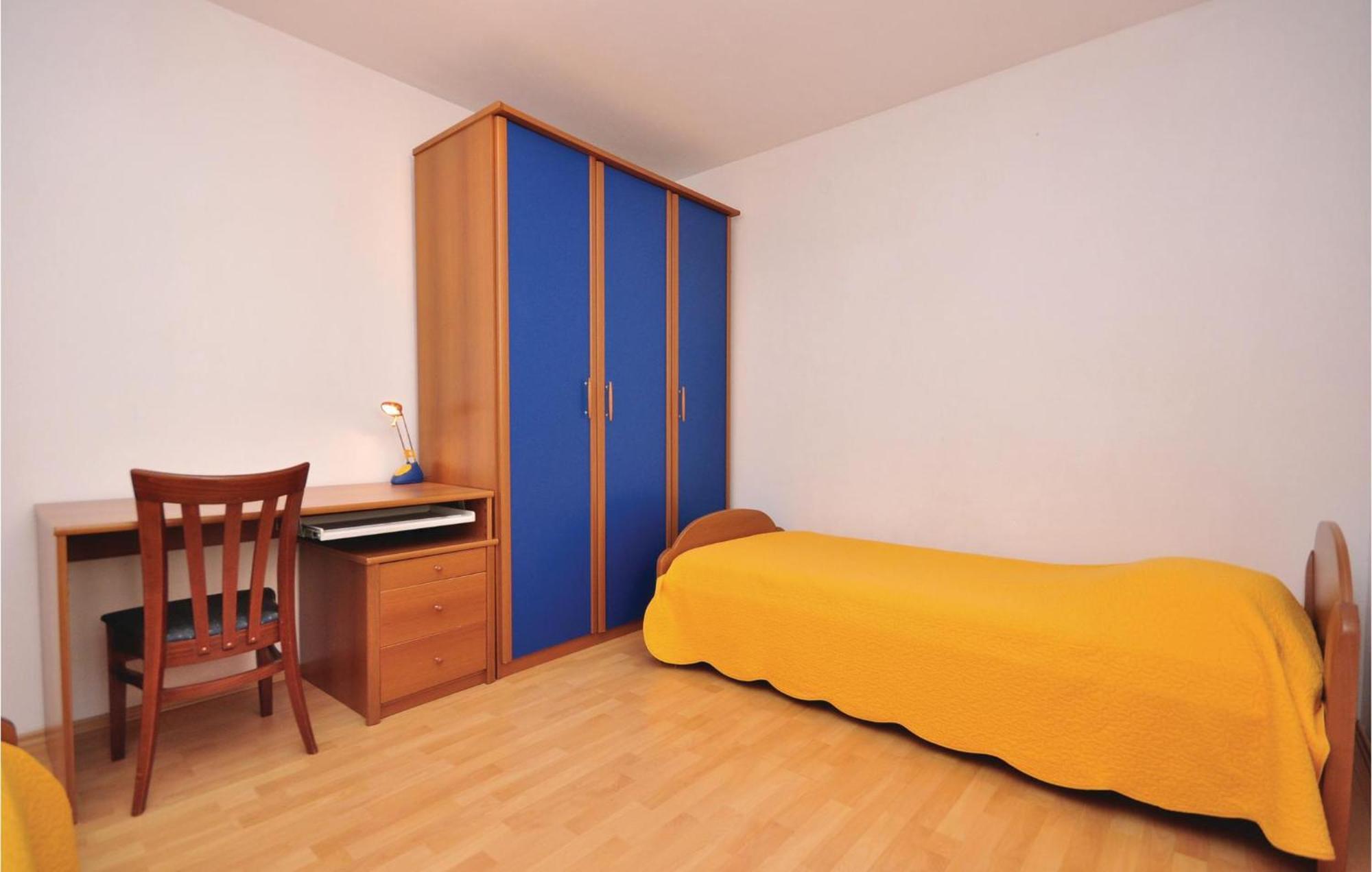 3 Bedroom Awesome Apartment In Pucisca Exterior photo